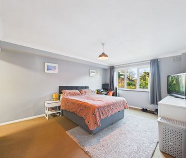 Glenbyrne Lodge, Beckenham, BR3, London - Photo 4