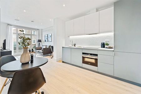 Pyrcroft Road, Chertsey, Surrey, KT16 9RJ - Photo 5