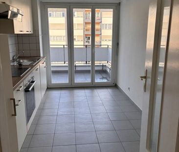 Delémont - centre-ville - spacieux appartement de 3,5 pièces au 4èm... - Photo 1