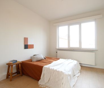 PRACHTIG GERENOVEERD APPARTEMENT MET 1 SLAAPKAMER - Photo 5