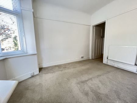 1 bed flat to rent in Manor Road, Bournemouth, BH1 - Photo 5