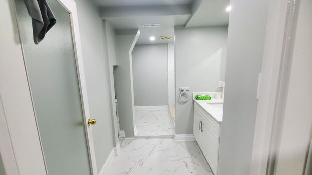 For Lease - 1412 Lakefield Street Unit# BASEMENT, Oshawa, Ontario - Photo 1