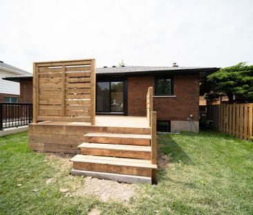 For Lease - 107 Delmar Drive Unit# 1, Hamilton, Ontario - Photo 1