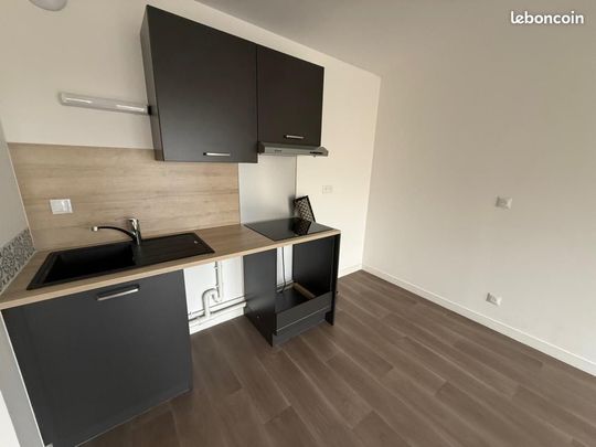 Location Appartement T2 avec parking et balcon - Photo 1