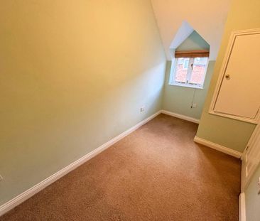 2 bedroom terraced house to rent - Photo 4