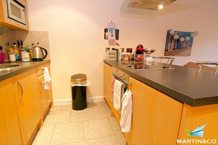 2 bedroom flat to rent - Photo 3