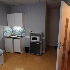 Location Appartement 1 pièce 15m² GRENOBLE 38000 - Photo 2