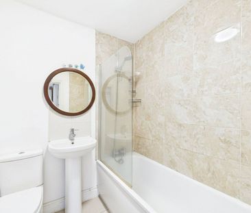 Nelson Street, Aldershot Nelson Street, Aldershot - Photo 2