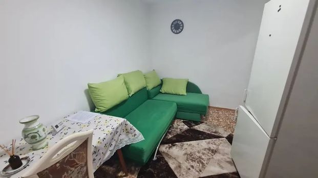 Oferim spre închiriere garsoniera la.parter în Curtea de Arges Posada - Fotografie 1