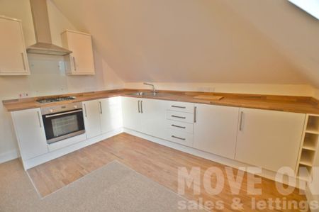 2 bedroom flat to rent - Photo 3