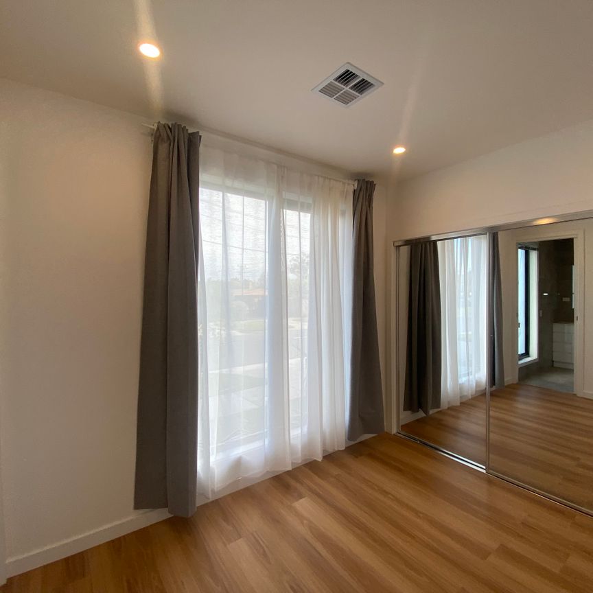 126 Cavanagh Street, Cheltenham VIC 3192 - House For Rent | Domain - Photo 1