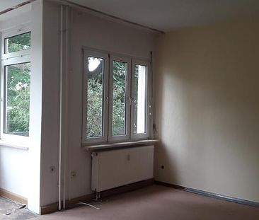 Teilsanierte Wohnung im beliebten Süden Leipzigs ! - Foto 1