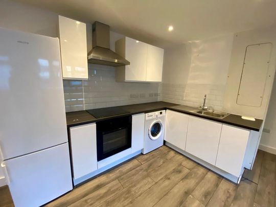 Studio to rent - Photo 1