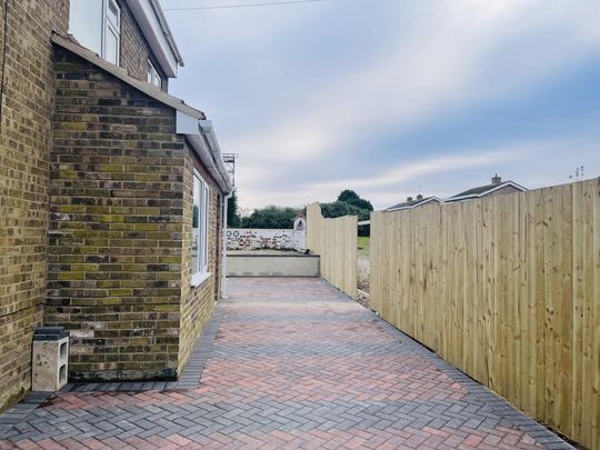 Brewster Lane, Skegness, Wainfleet - Photo 1