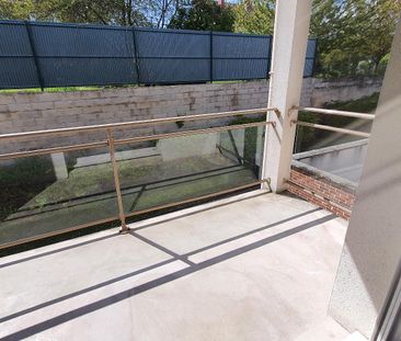 Location Appartement 3 pièces 63m² CHALONS EN CHAMPAGNE 51000 - Photo 3