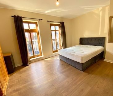 10 The Cloisters, Belfast, BT7 1GD - Photo 2