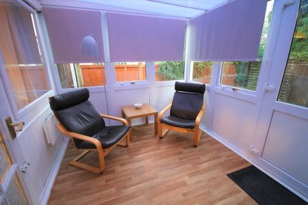 3 bedroom terraced bungalow to rent - Photo 4