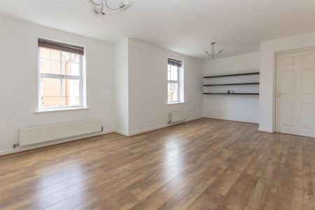 2 bedroom Apartment to rent - Photo 3