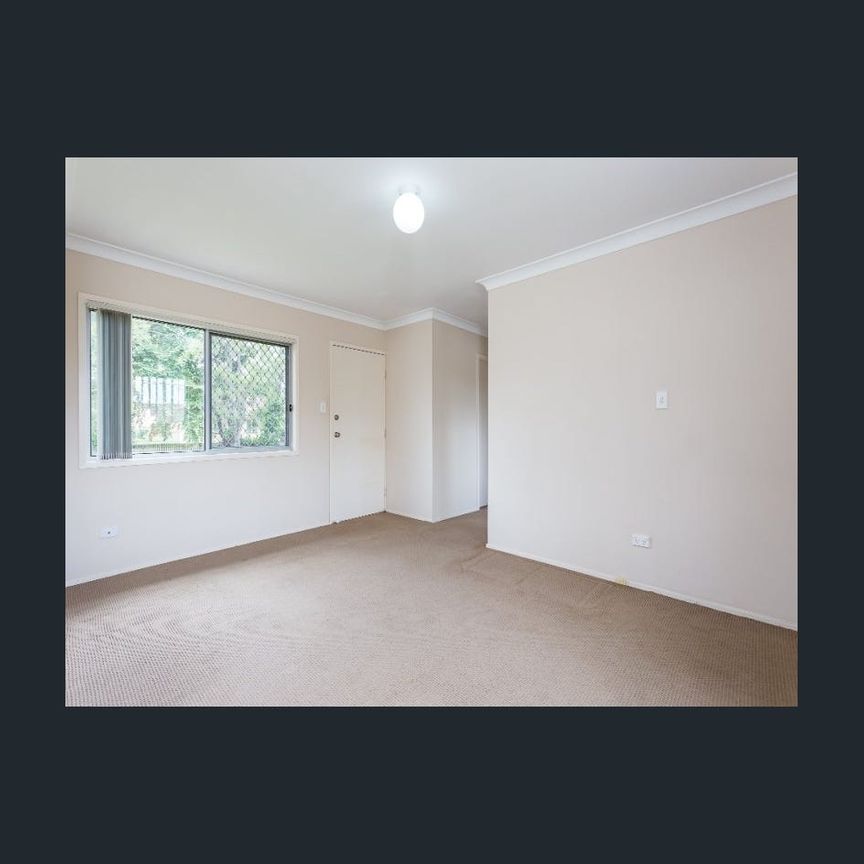 NEAT AND TIDY TWO BEDROOM HOUSE - Photo 1