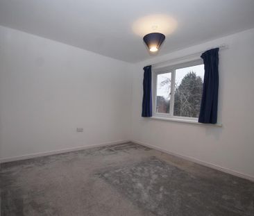 29 Newborough Avenue, Llanishen, Cardiff CF14 5BZ - Photo 1