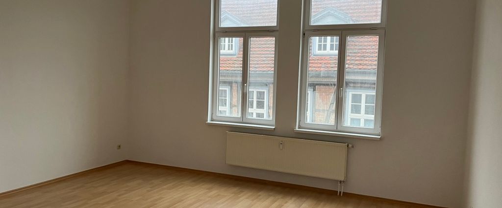 Große 2-Zimmer-Wohnung mit Wohnküche und Balkon, Puschkinstraße in 19055 Schwerin - Foto 1