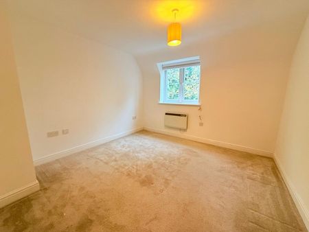 St Catherines Wood, Camberley - 2 bedrooms Property for lettings - Seymours - Photo 2