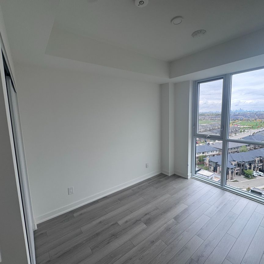 For Lease - #1309 - 3079 Trafalgar Road, Oakville, Ontario - Photo 1