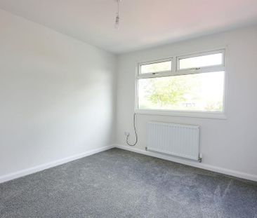 4 bedroom terraced house to rent - Photo 6