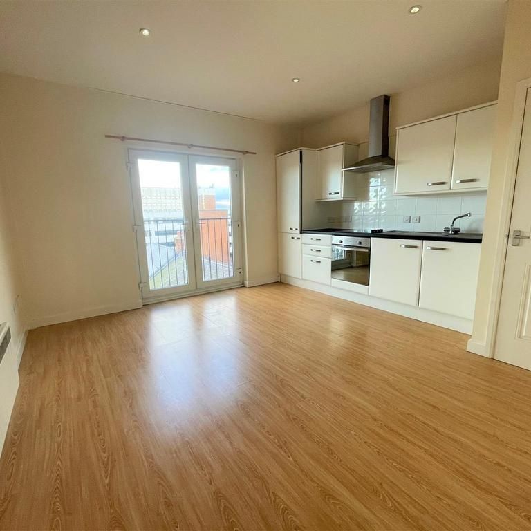 1 bedroom apartment to rent - Photo 1