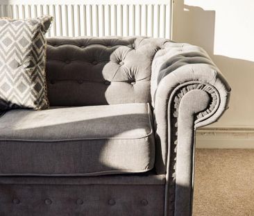 2 bedroom flat to rent - Photo 2