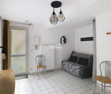 Location Appartement 1 pièce 17m² COUTANCES 50200 - Photo 3
