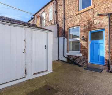 2 bedroom terraced house to rent - Photo 5