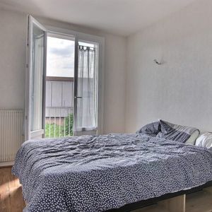 Appartement Clermont Ferrand 2 piece(s) 54 m2- PARKING ET CAVE - Photo 2
