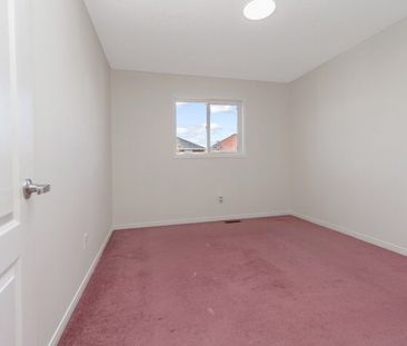 For Lease - 6 Hillsburgh Drive, Brampton, Ontario - Photo 6