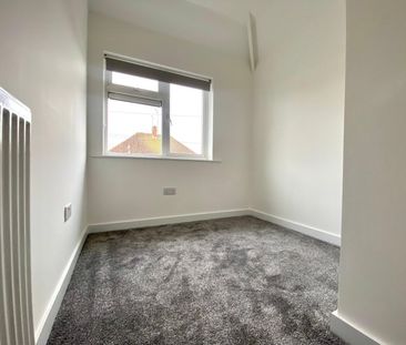 Springfield Park Avenue, Chelmsford - Photo 2