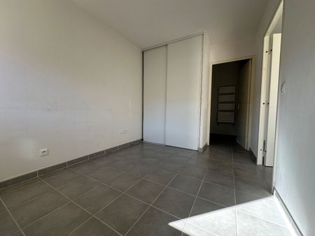 Location appartement Marseille 12ème (13012) - Photo 3