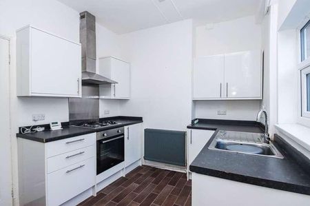 Oak Grove, Urmston, Manchester, M41 - Photo 4