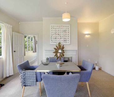 Spacious 4-Bedroom Furnished Family Home in Orakei, Auckland - Photo 3
