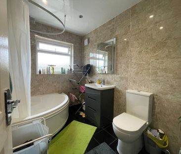 Room in a Shared House, Exeter Road, HA2 - Photo 2