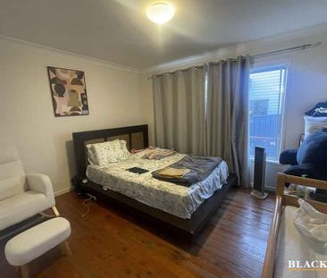 Cosy two bedroom duplex - Photo 5