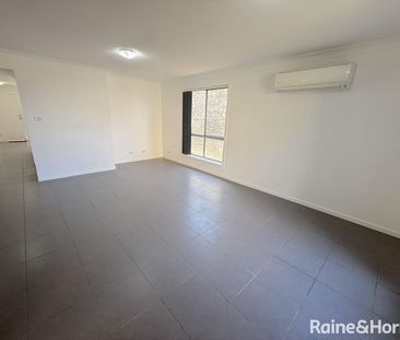 Double-Storey Family Home with Spacious Backyard - Photo 2