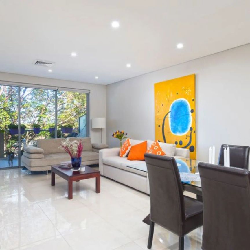 Contemporary Corner Apartment in Boutique Secure Complex - Photo 1