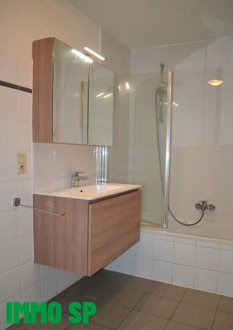 Appartement met 3 slaapkamers gelegen nabij het station - Foto 2