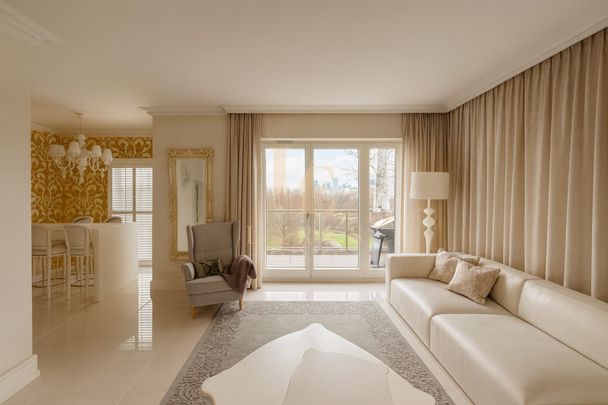 Elegancki apartament z sauną i dwoma tarasami|Wola - Zdjęcie 1
