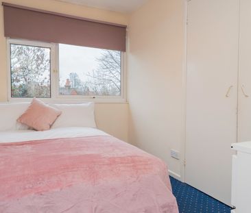 Room in a Shared House, Bulmershe Road, RG1 - Photo 4