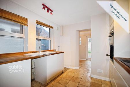 2 bedroom terraced house to rent - Photo 4