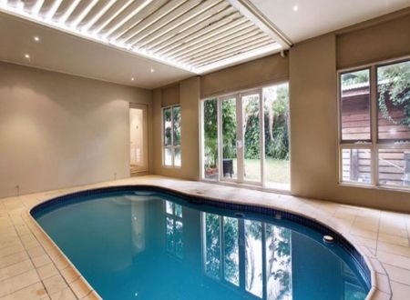 Be immersed in a luxurious Lifestyle of striking sophistication - Photo 4