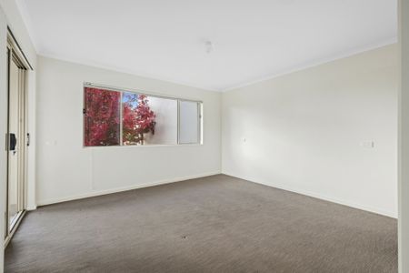 One Bedroom Townhouse! - Photo 5