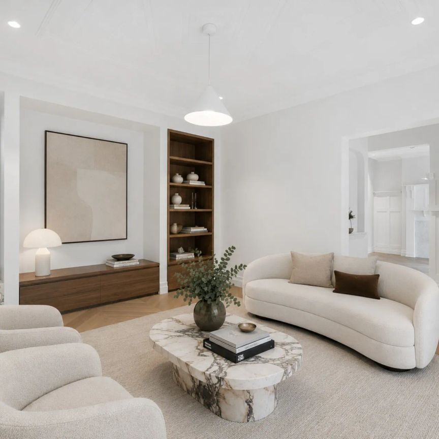 Art Deco Elegance with Canal Views and a Brand-New Luxury Renovation - Photo 1
