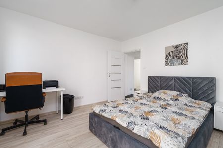 Dwa pokoje 55m2,z balkonem, Włochy - Zdjęcie 4